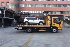 六安附近汽车拖车电话