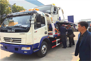 六安汽车道路救援拖车价格